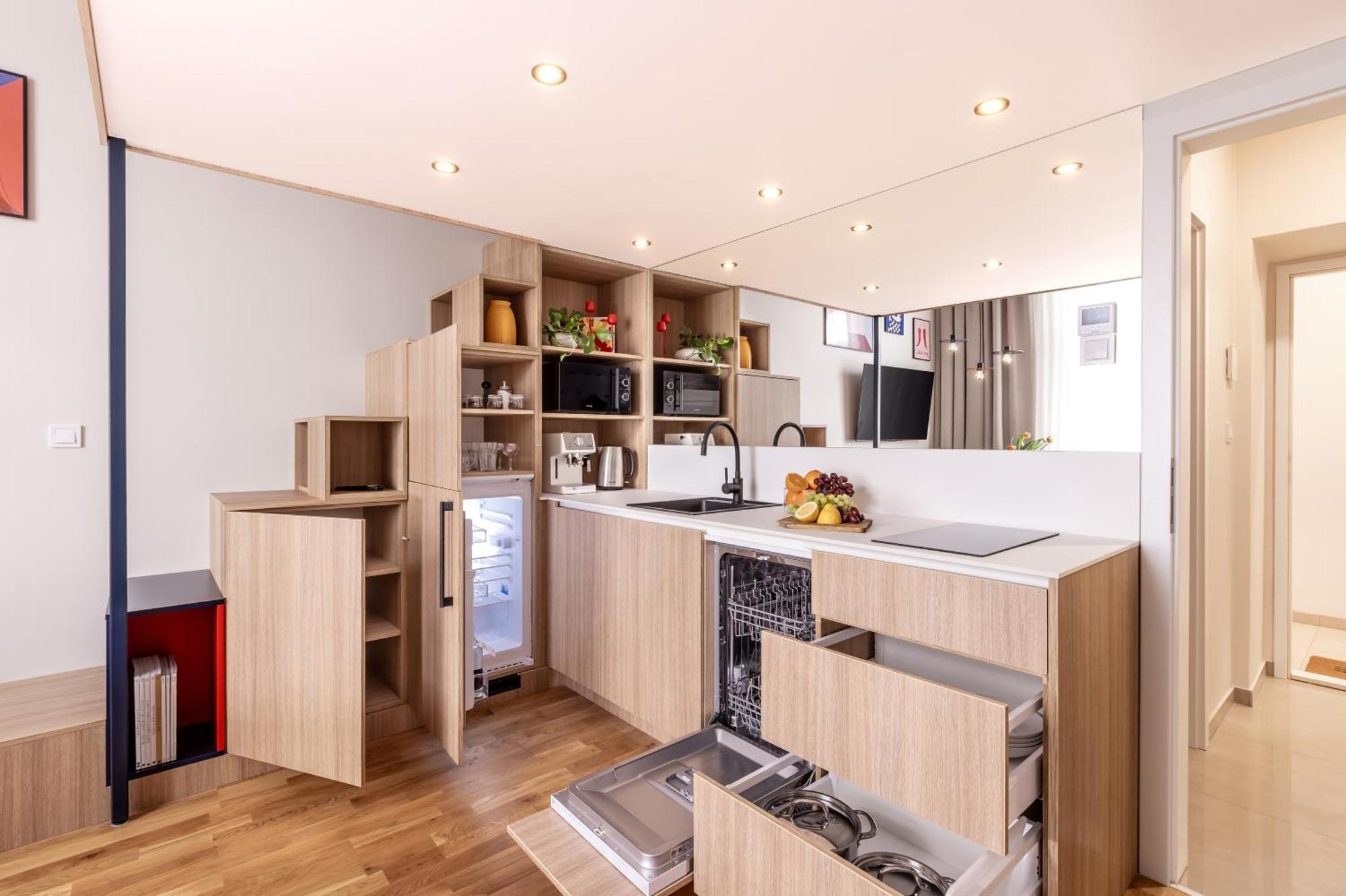 Turnkey I Wenceslas Square Premium Apartments Прага Номер фото